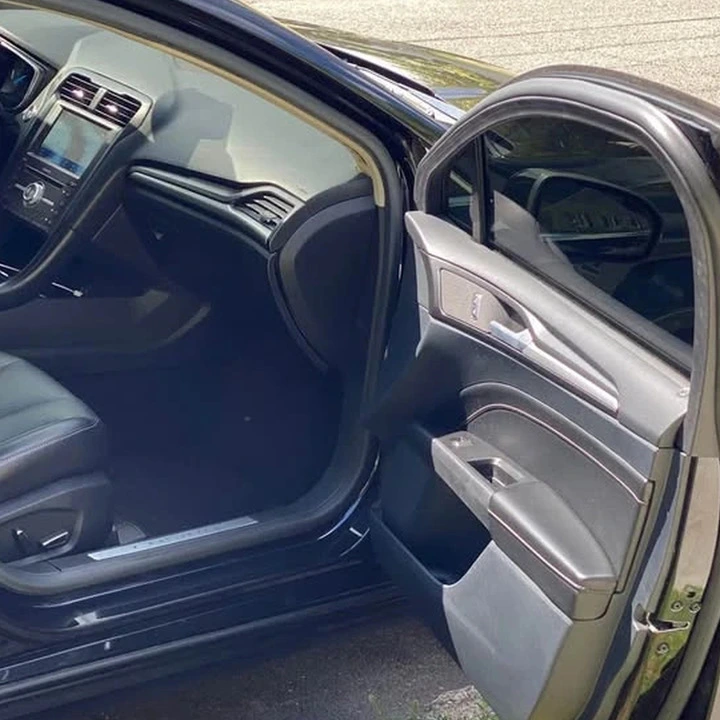 Ford Fusion 2020 - 10