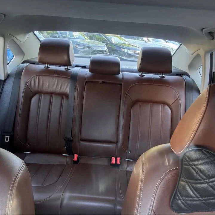 Volkswagen Passat 2021 - 8