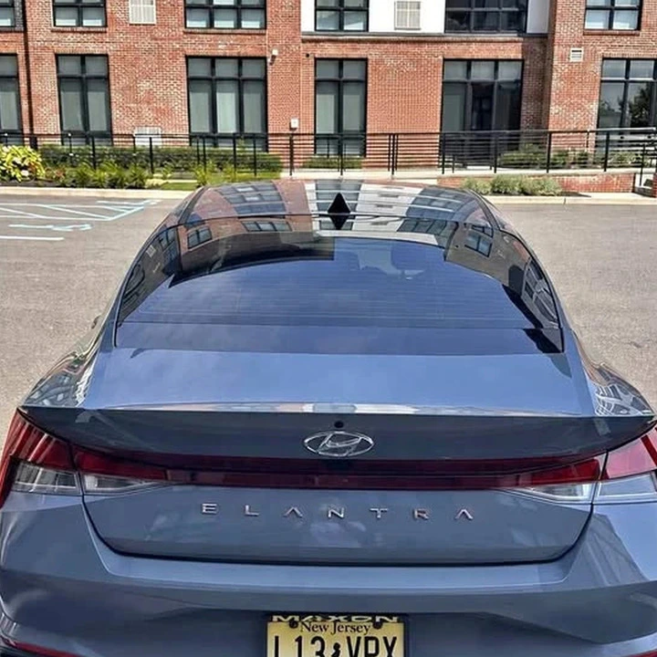 Hyundai Elantra 2023 - 2