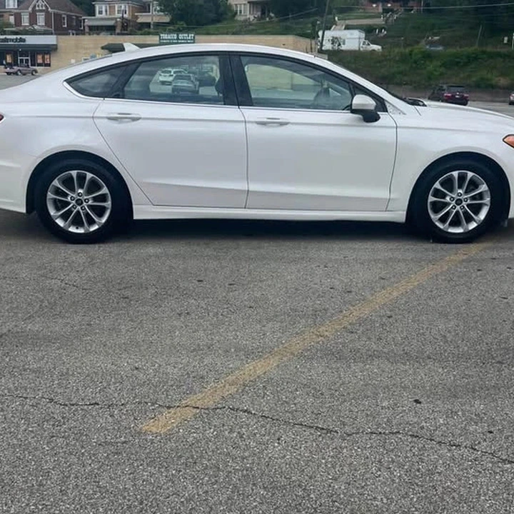 Ford Fusion 2020 - 10