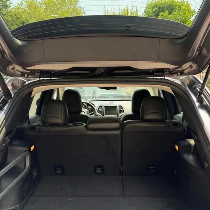 Jeep Cherokee 2016 - 2