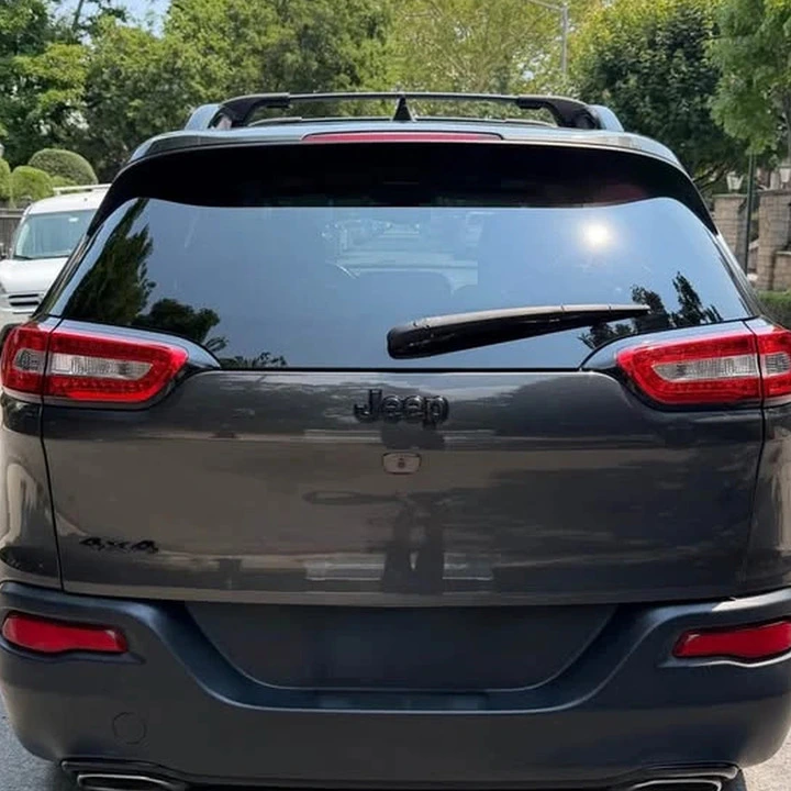 Jeep Cherokee 2016 - 4