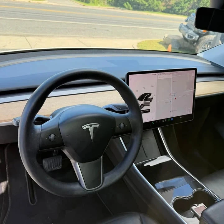 Tesla Model Y 2020 - 5