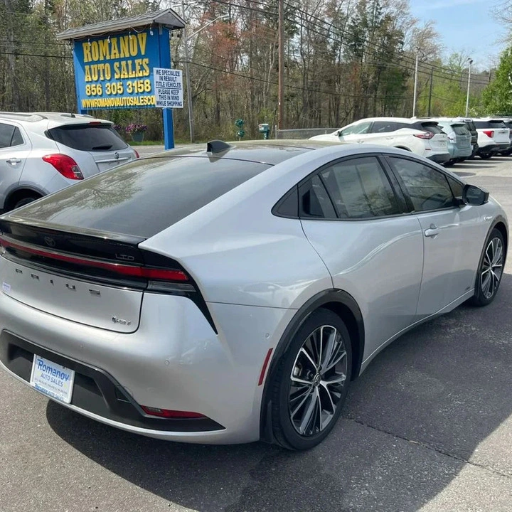 Toyota Prius 2023 - 5