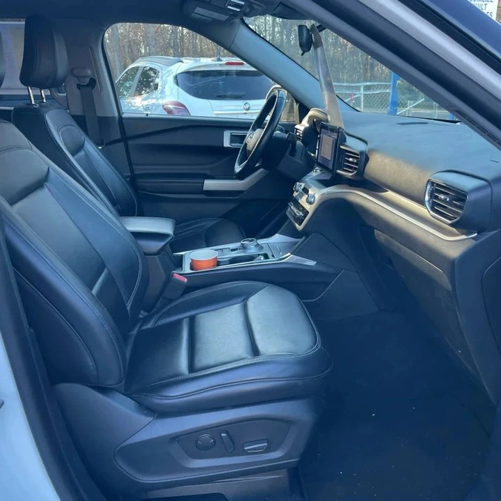Ford Explorer 2021 - 6