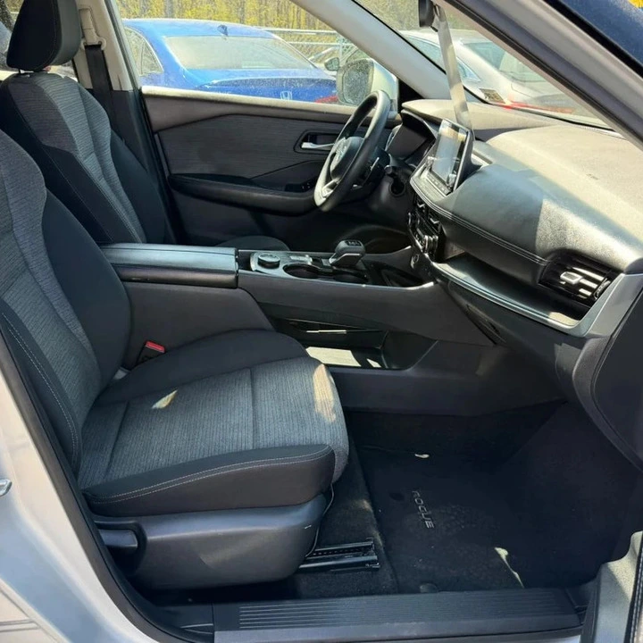 Nissan Rogue 2021 - 6