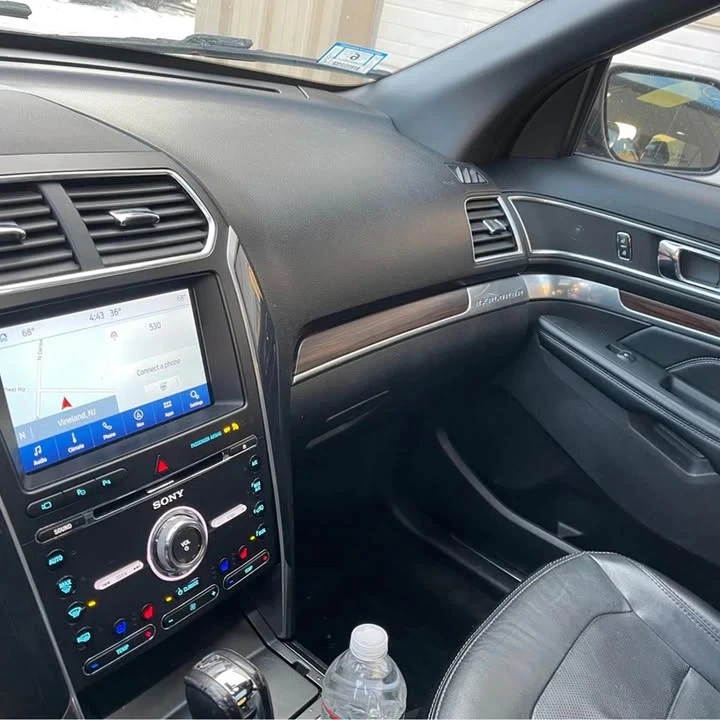 Ford Explorer 2017 - 4